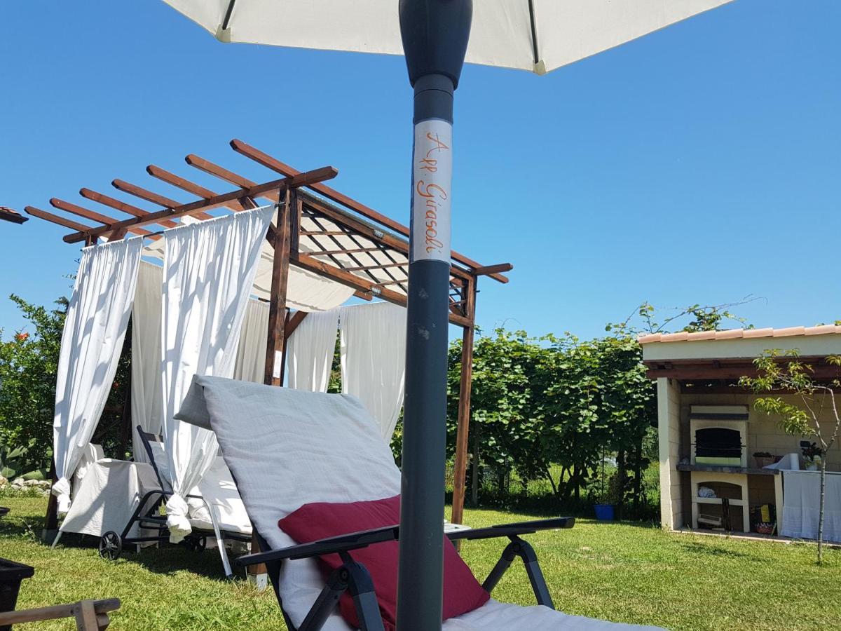 Appartamenti Ca'Melia Sarzana Exteriör bild
