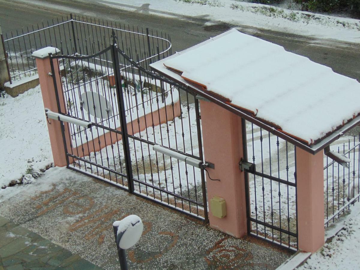 Appartamenti Ca'Melia Sarzana Exteriör bild